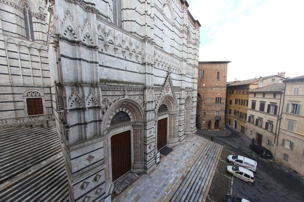 Palazzo Del Magnifico B&B Siena Exterior photo
